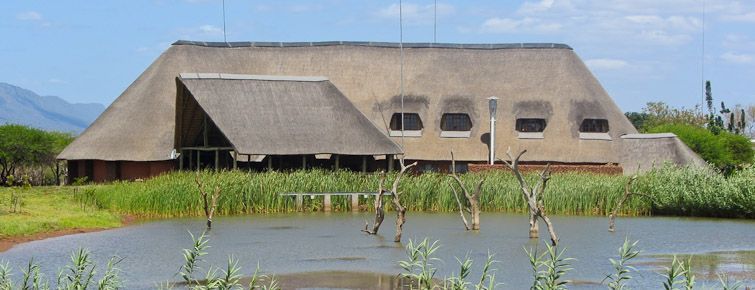 Main centre and restaurant at Nisela Safaris